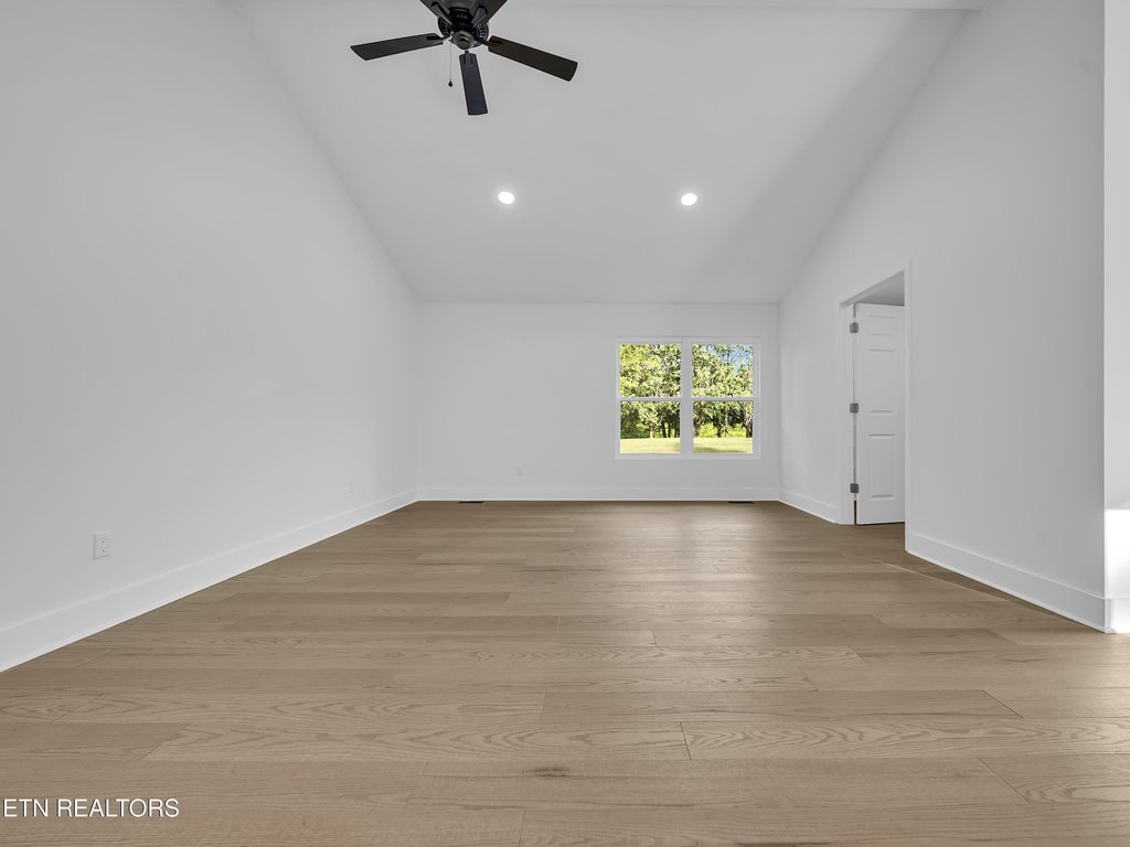 Maryville, Tennessee, 37801, United States, 3 Bedrooms Bedrooms, ,3 BathroomsBathrooms,Residential,Forsale,1973600