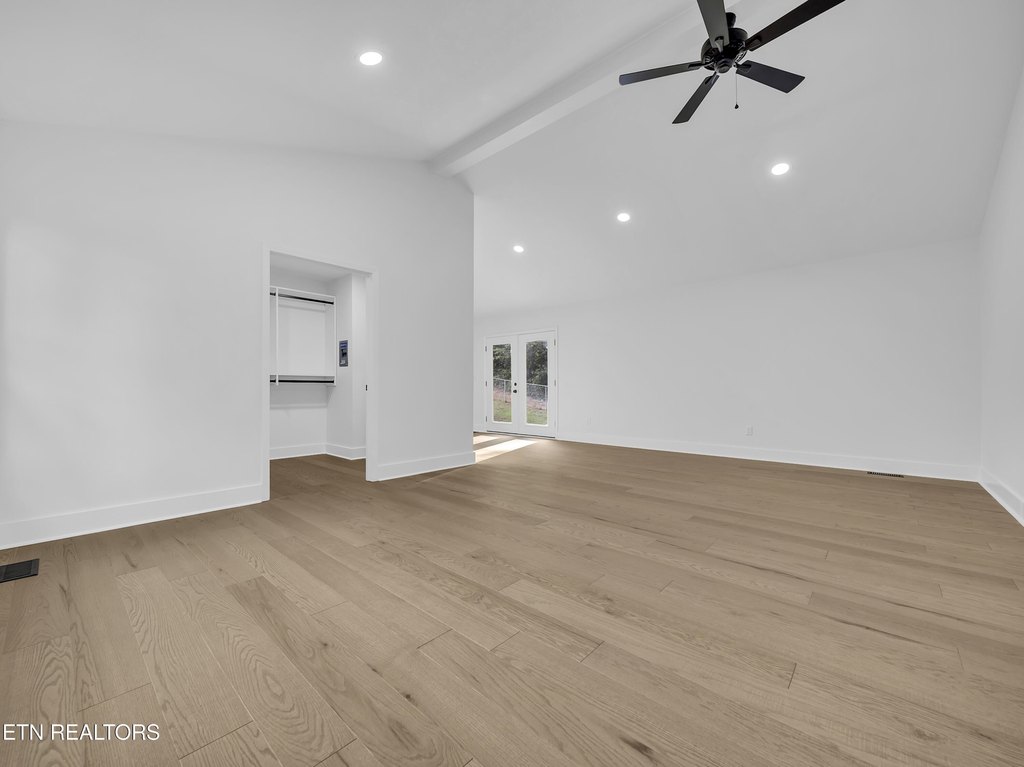 Maryville, Tennessee, 37801, United States, 3 Bedrooms Bedrooms, ,3 BathroomsBathrooms,Residential,Forsale,1973600