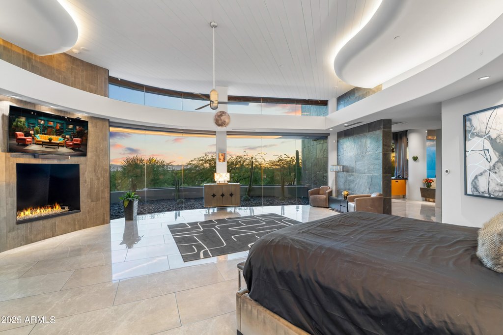 Paradise Valley, Arizona, 85253, United States, 5 Bedrooms Bedrooms, ,6.5 BathroomsBathrooms,Residential,Forsale,2004936