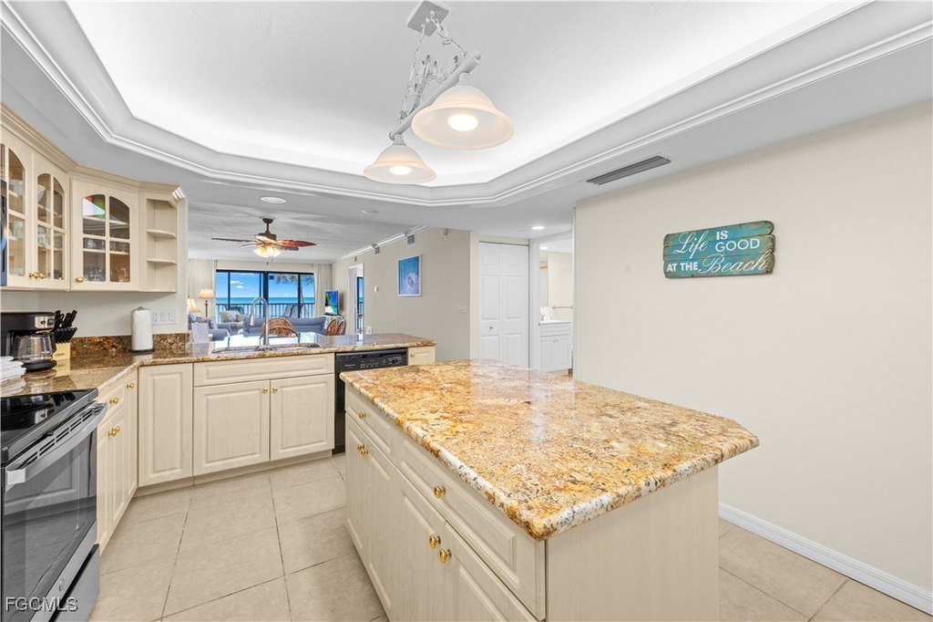 Sanibel, Florida, 33957, United States, 2 Bedrooms Bedrooms, ,2 BathroomsBathrooms,Residential,Forsale,1886403