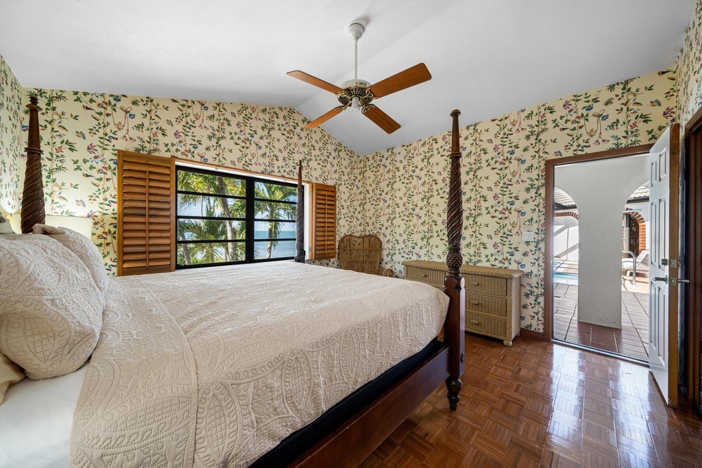 Marathon, Florida, 33050, United States, 3 Bedrooms Bedrooms, ,2.5 BathroomsBathrooms,Residential,Forsale,2011131