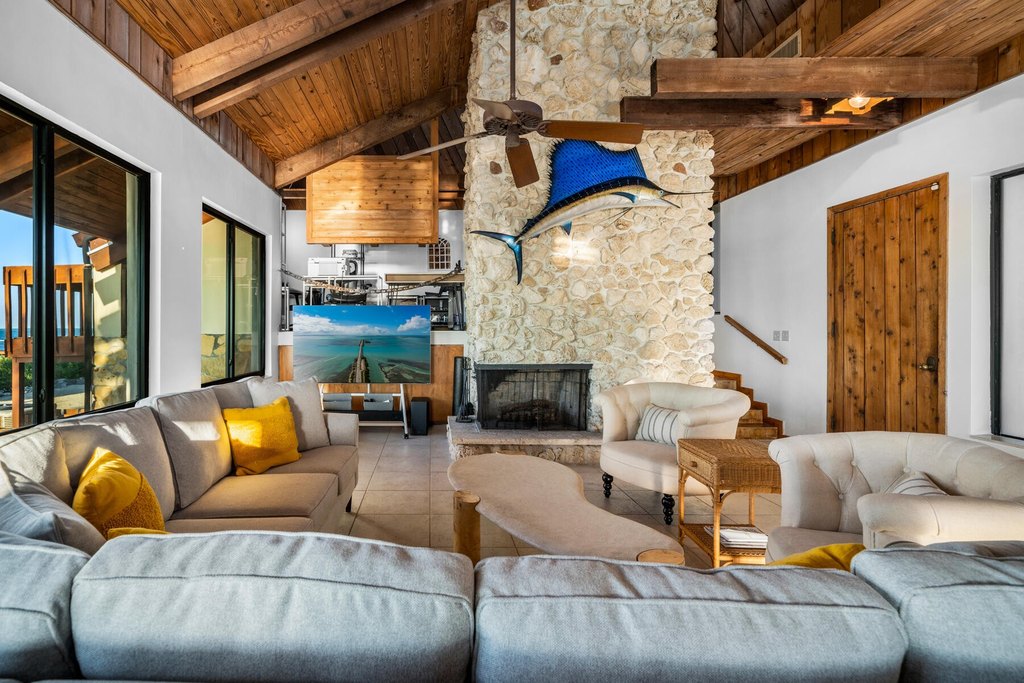 Marathon, Florida, 33050, United States, 3 Bedrooms Bedrooms, ,3 BathroomsBathrooms,Residential,Forsale,2011130