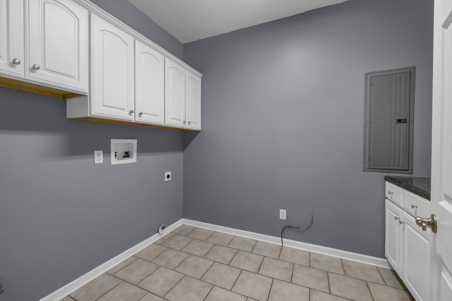 Chattanooga, Tennessee, 37421, United States, 5 Bedrooms Bedrooms, ,2 BathroomsBathrooms,Residential,Forsale,2004667