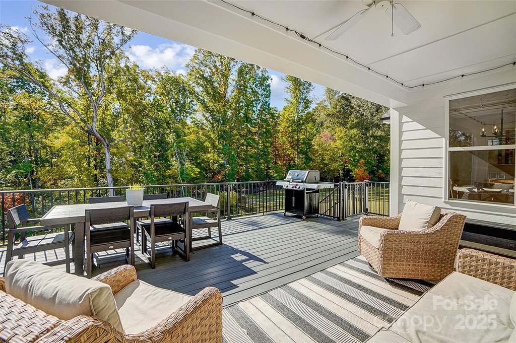 Belmont, North Carolina, 28012, United States, 3 Bedrooms Bedrooms, ,2.5 BathroomsBathrooms,Residential,Forsale,2007726