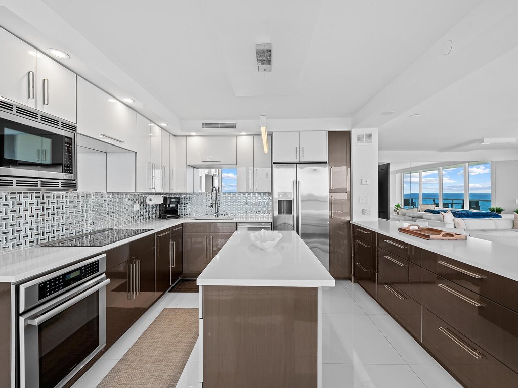 Highland Beach, Florida, 33487, United States, 3 Bedrooms Bedrooms, ,3 BathroomsBathrooms,Residential,Forsale,2004647