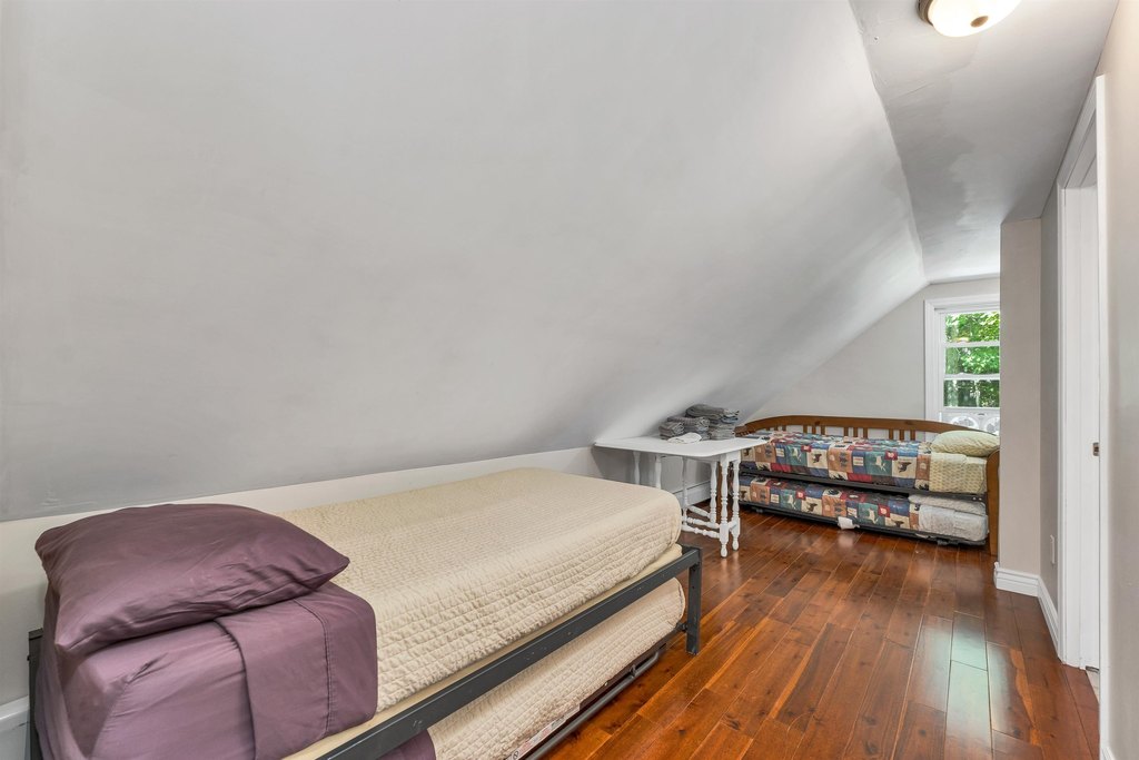 Wolfeboro, New Hampshire, 03894, United States, 3 Bedrooms Bedrooms, ,2 BathroomsBathrooms,Residential,Forsale,2010623