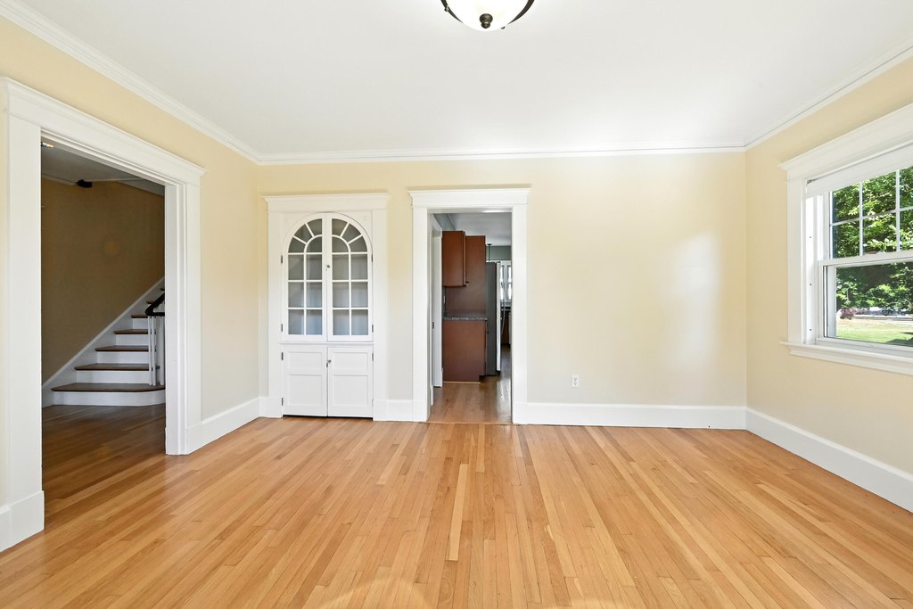 Pittsfield, Maine, 04967, United States, 4 Bedrooms Bedrooms, ,2.5 BathroomsBathrooms,Residential,Forsale,2004043