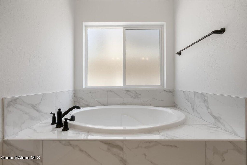 Post Falls, Idaho, 83854, United States, 4 Bedrooms Bedrooms, ,2.5 BathroomsBathrooms,Residential,Forsale,1984579