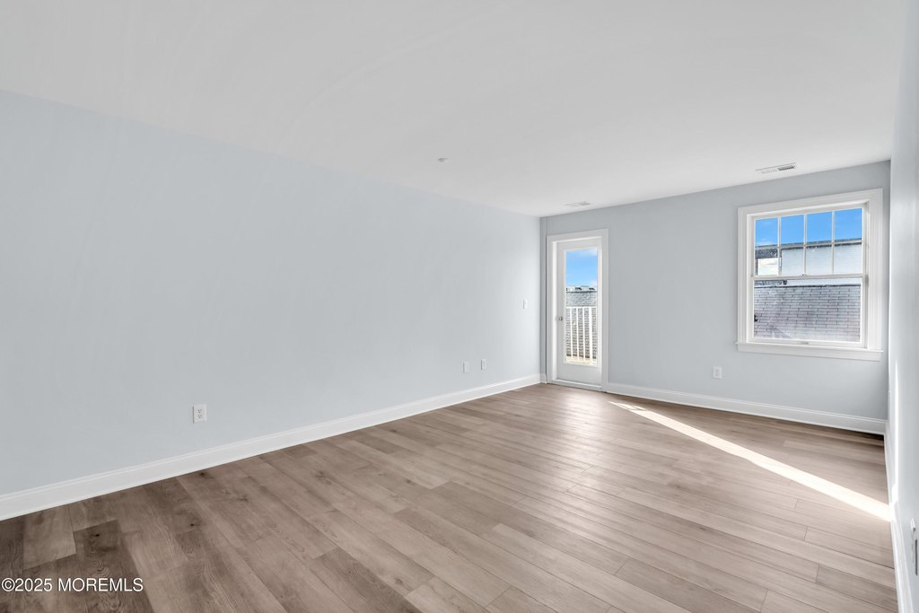 Seaside Heights, New Jersey, 08751, United States, 2 Bedrooms Bedrooms, ,2 BathroomsBathrooms,Residential,Forsale,2008940