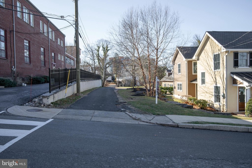 DOYLESTOWN, Pennsylvania, 18901, United States, ,Residential,Forsale,2004535