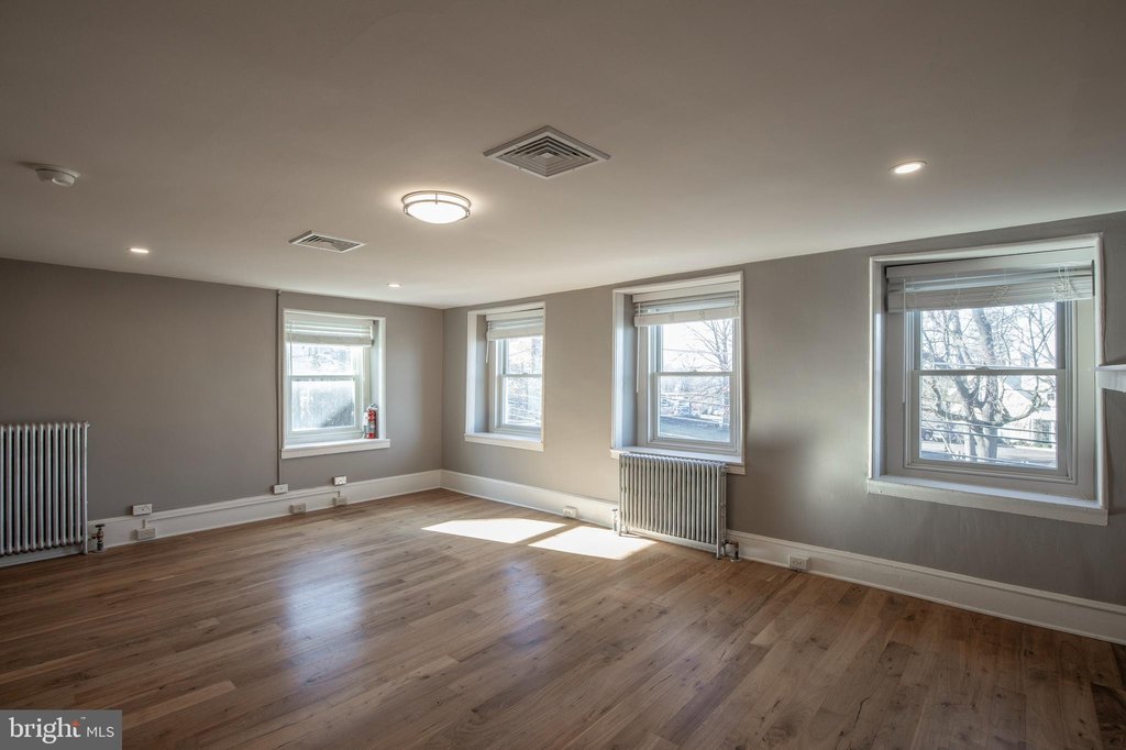 DOYLESTOWN, Pennsylvania, 18901, United States, ,Residential,Forsale,2004535