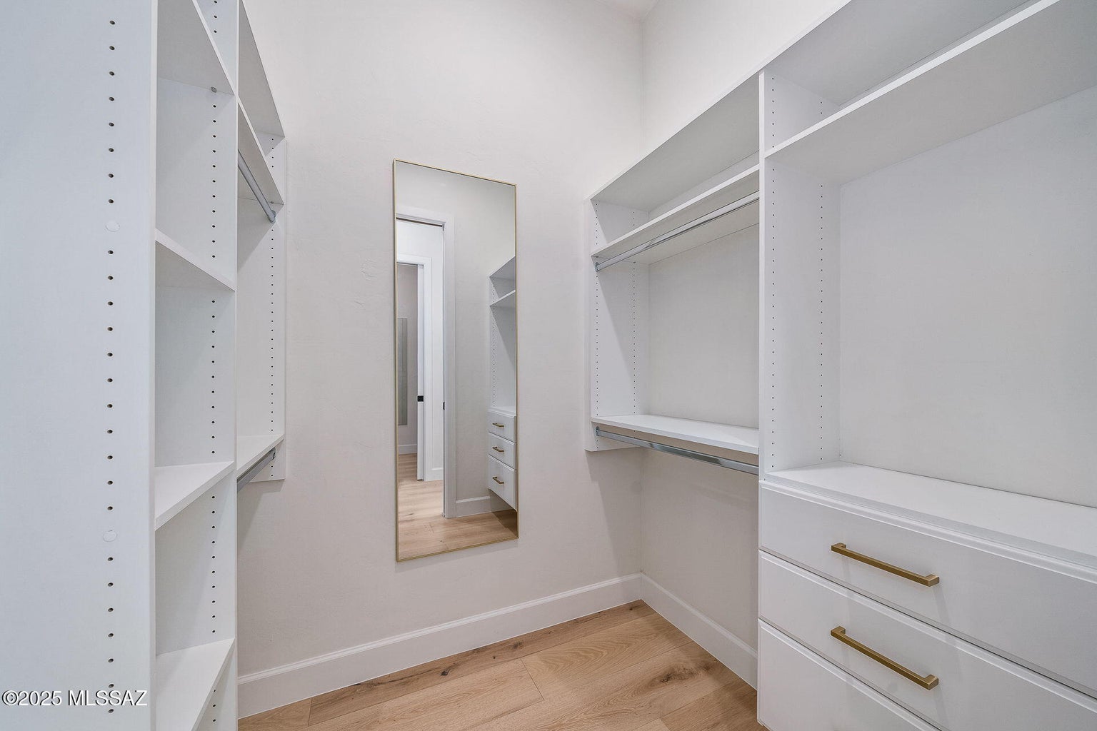 Tucson, Arizona, 85718, United States, 5 Bedrooms Bedrooms, ,5 BathroomsBathrooms,Residential,Forsale,2004433