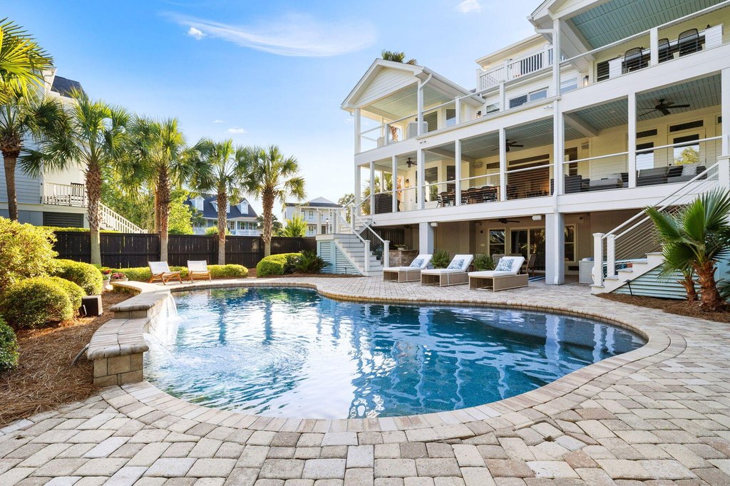 Charleston, South Carolina, 29414, United States, 8 Bedrooms Bedrooms, ,5.5 BathroomsBathrooms,Residential,Forsale,2007731