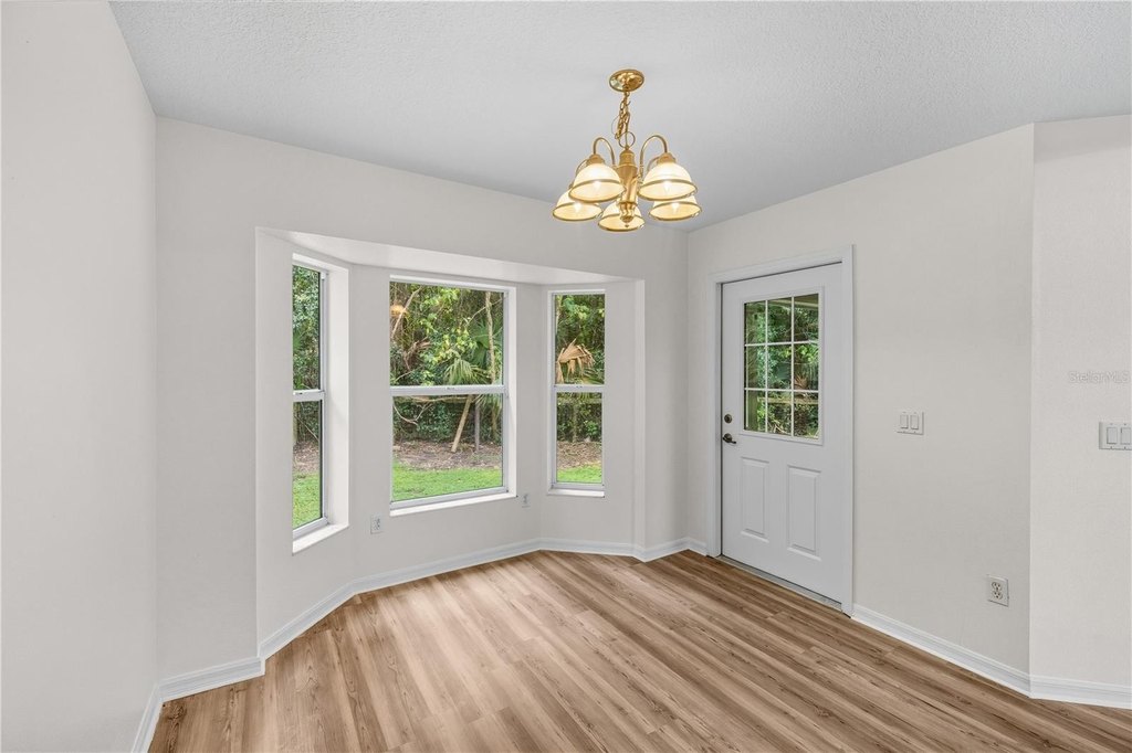 REDDICK, Florida, 32686, United States, 3 Bedrooms Bedrooms, ,2 BathroomsBathrooms,Residential,Forsale,2004576