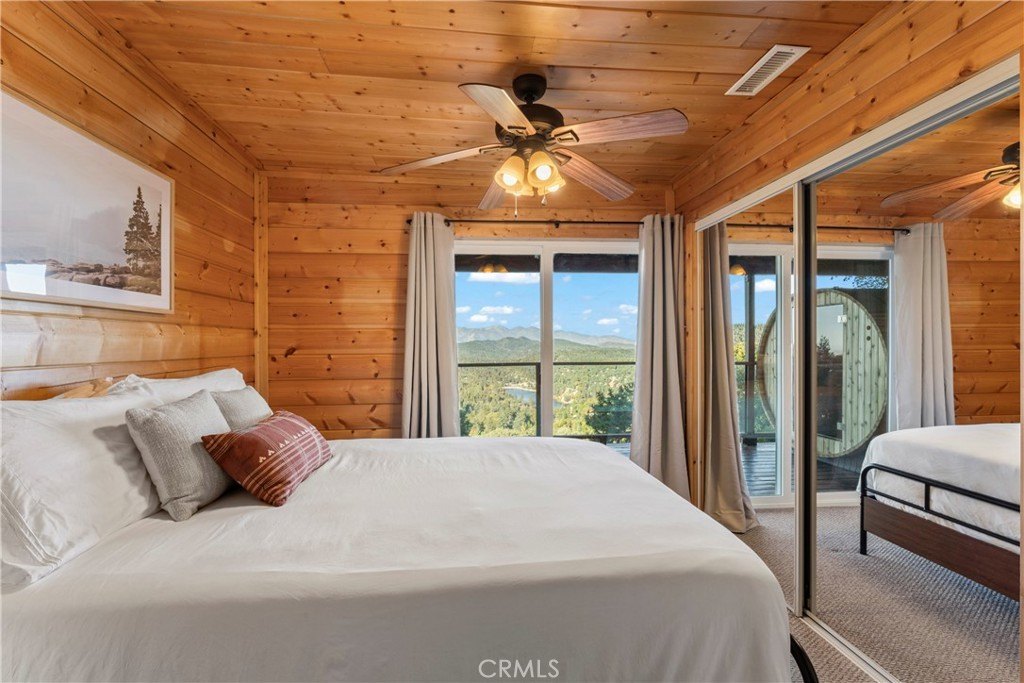 Crestline, California, 92325, United States, 3 Bedrooms Bedrooms, ,2.5 BathroomsBathrooms,Residential,Forsale,2004857