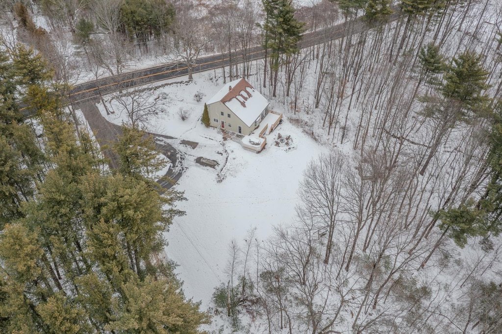 Strafford, New Hampshire, 03884, United States, 3 Bedrooms Bedrooms, ,1.5 BathroomsBathrooms,Residential,Forsale,2011248