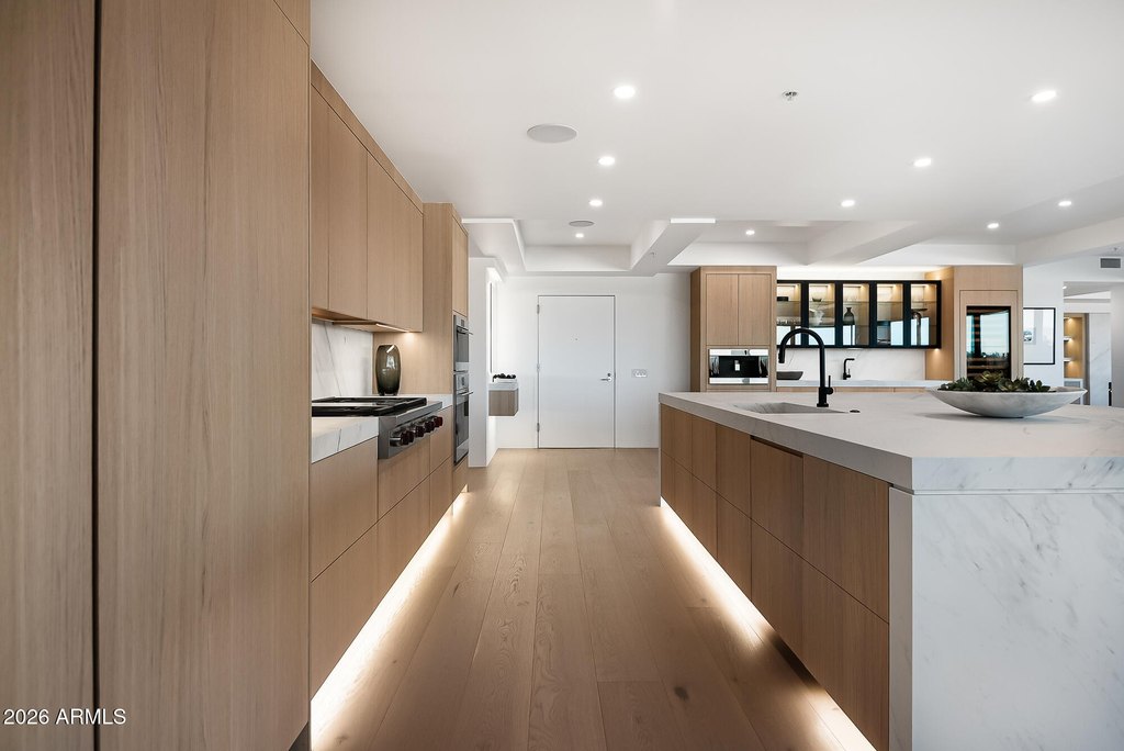 Scottsdale, Arizona, 85251, United States, 4 Bedrooms Bedrooms, ,4.5 BathroomsBathrooms,Residential,Forsale,2014347