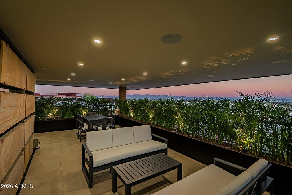 Scottsdale, Arizona, 85251, United States, 4 Bedrooms Bedrooms, ,4.5 BathroomsBathrooms,Residential,Forsale,2014347