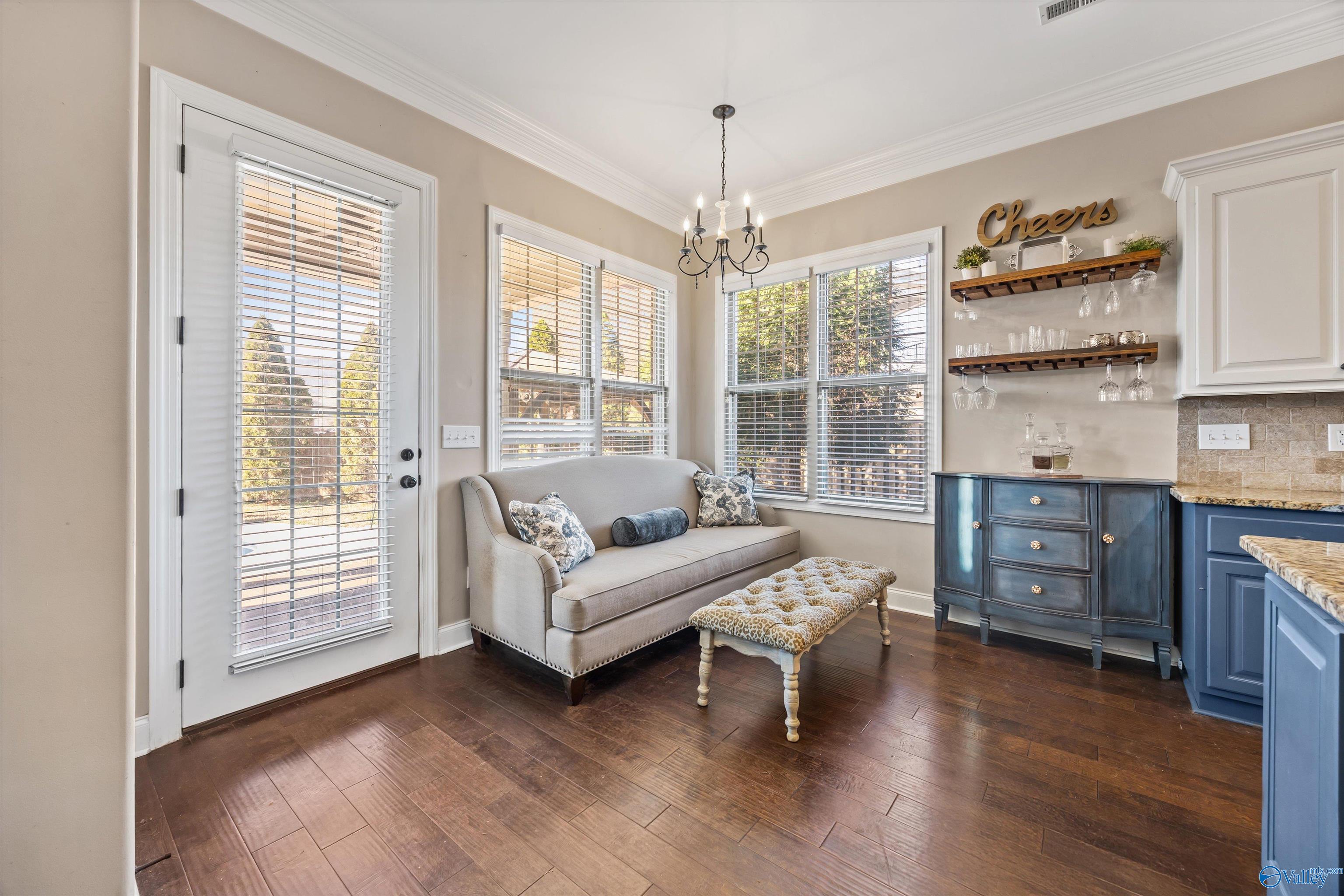 Owens Cross Roads, Alabama, 35763, United States, 5 Bedrooms Bedrooms, ,3.5 BathroomsBathrooms,Residential,Forsale,2007708