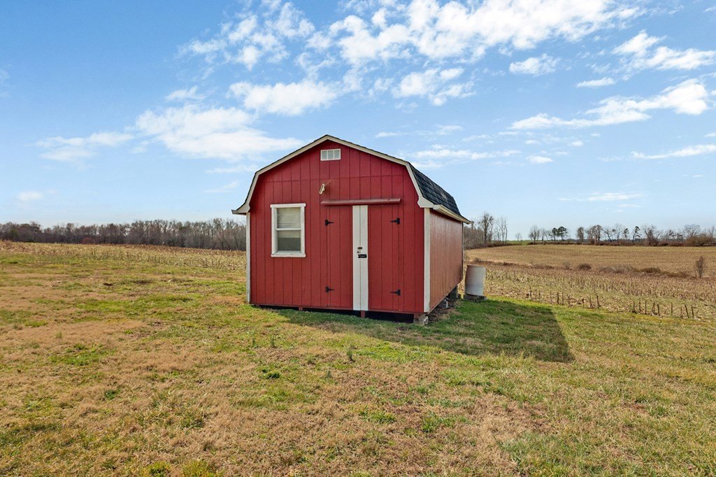 Jamestown, Tennessee, 38556, United States, 2 Bedrooms Bedrooms, ,2 BathroomsBathrooms,Residential,Forsale,1886027