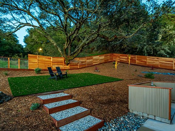 Healdsburg, California, 95448, United States, 5 Bedrooms Bedrooms, ,4 BathroomsBathrooms,Residential,Forsale,2004748