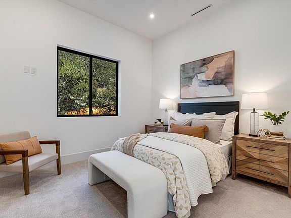 Healdsburg, California, 95448, United States, 5 Bedrooms Bedrooms, ,4 BathroomsBathrooms,Residential,Forsale,2004748