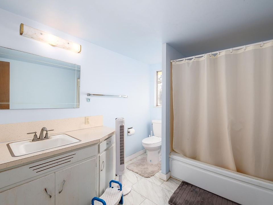 Penngrove, California, 94951, United States, 4 Bedrooms Bedrooms, ,1 BathroomBathrooms,Residential,Forsale,2004746