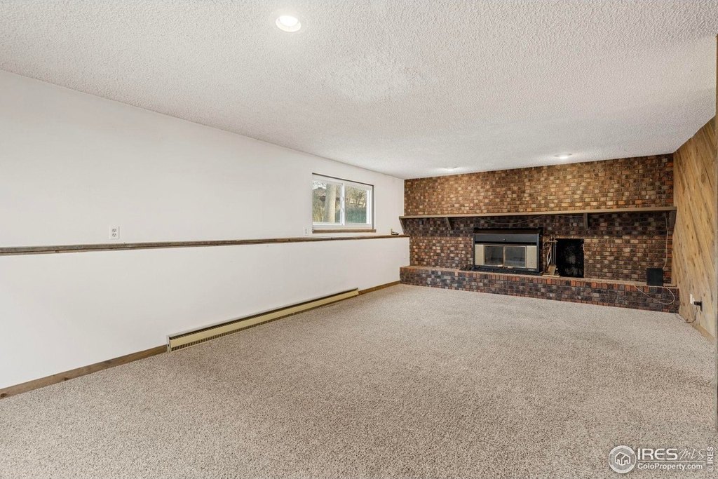 Fort Collins, Colorado, 80521, United States, 4 Bedrooms Bedrooms, ,2 BathroomsBathrooms,Residential,Forsale,2009192