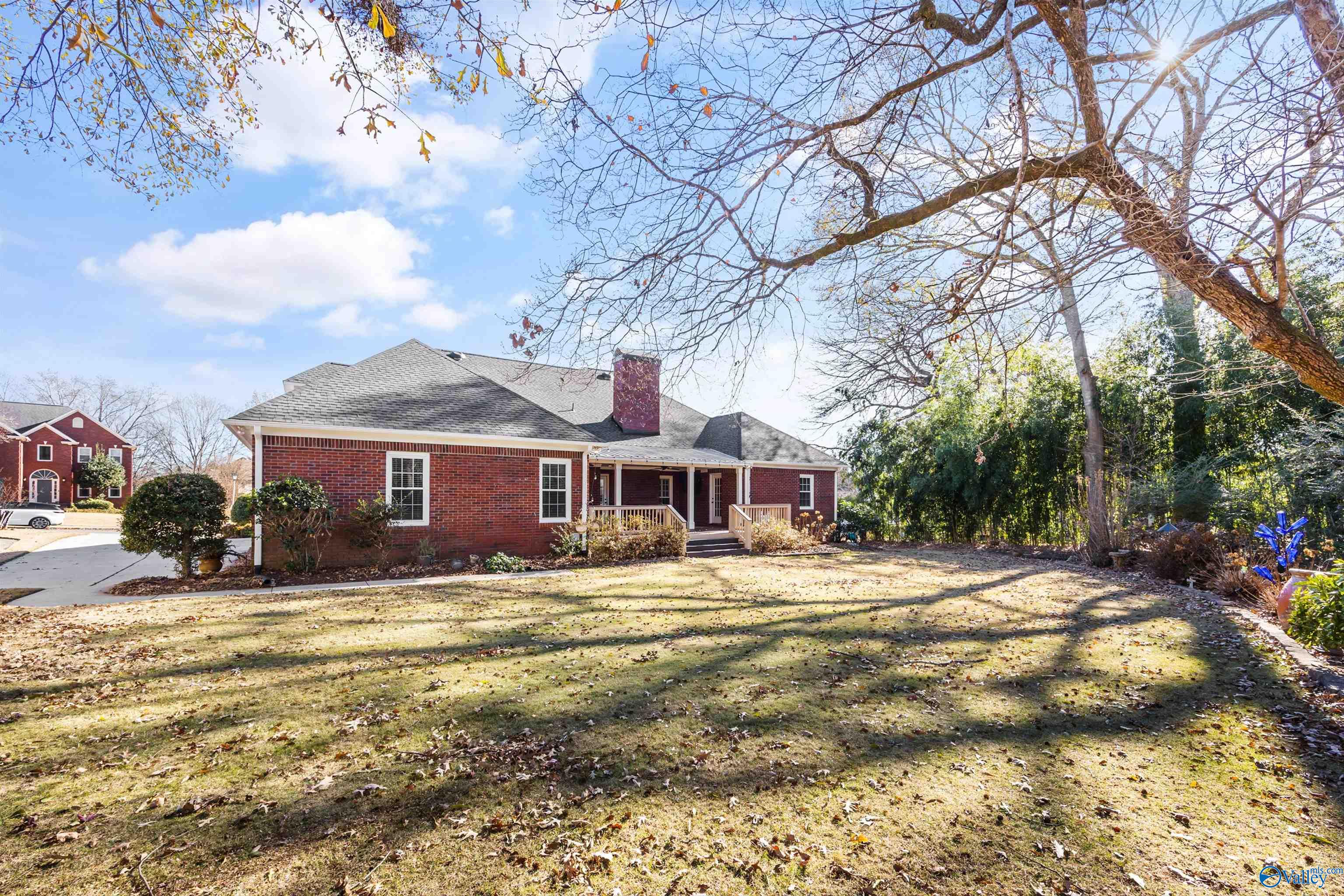 Owens Cross Roads, Alabama, 35763, United States, 5 Bedrooms Bedrooms, ,2.5 BathroomsBathrooms,Residential,Forsale,2007713