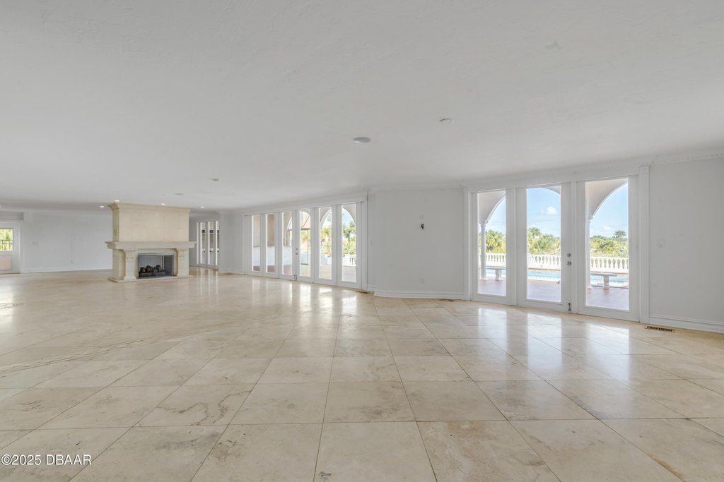 New Smyrna Beach, Florida, 32169, United States, 5 Bedrooms Bedrooms, ,6 BathroomsBathrooms,Residential,Forsale,2007413