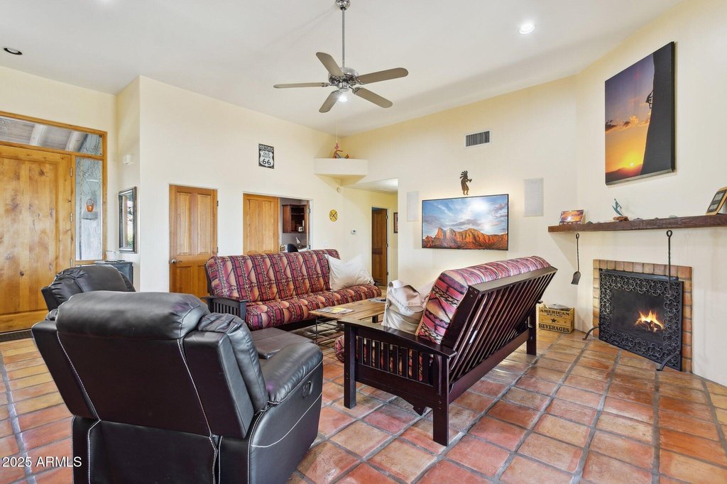 Cave Creek, Arizona, 85331, United States, 4 Bedrooms Bedrooms, ,3 BathroomsBathrooms,Residential,Forsale,2004931