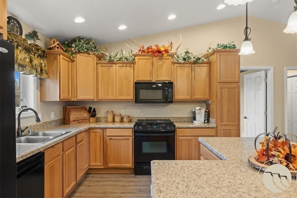 Park City, Montana, 59063, United States, 3 Bedrooms Bedrooms, ,2 BathroomsBathrooms,Residential,Forsale,1965901