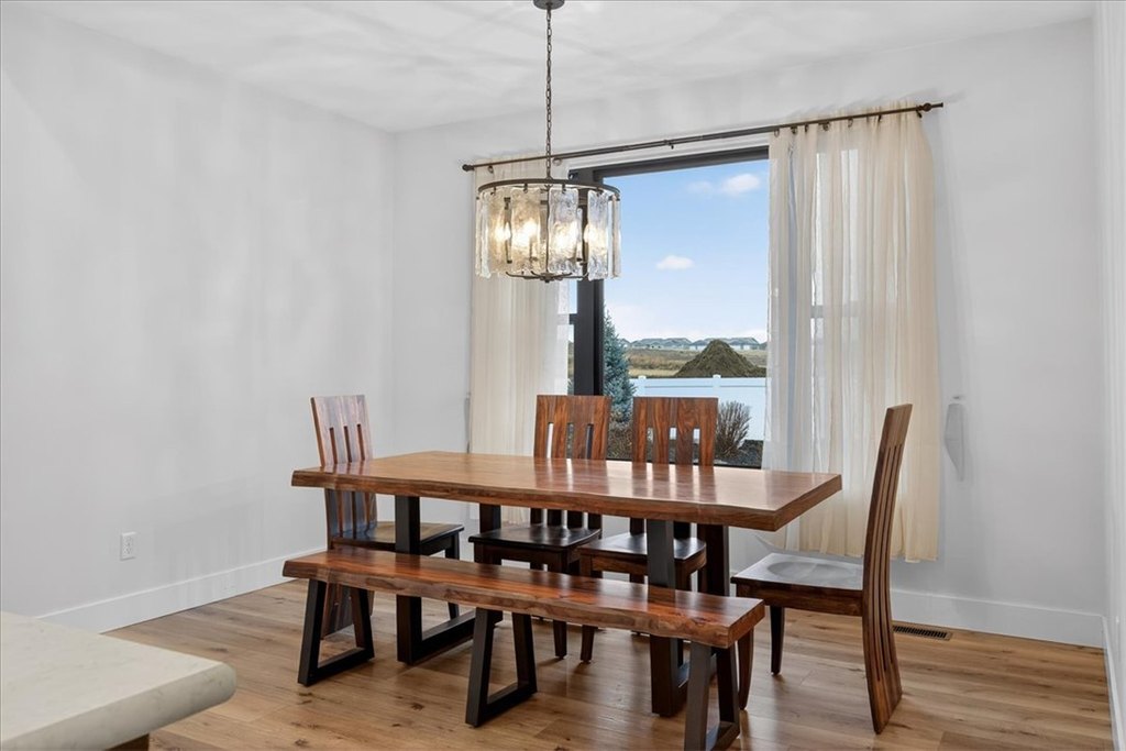 Billings, Montana, 59105, United States, 4 Bedrooms Bedrooms, ,2.5 BathroomsBathrooms,Residential,Forsale,2009206