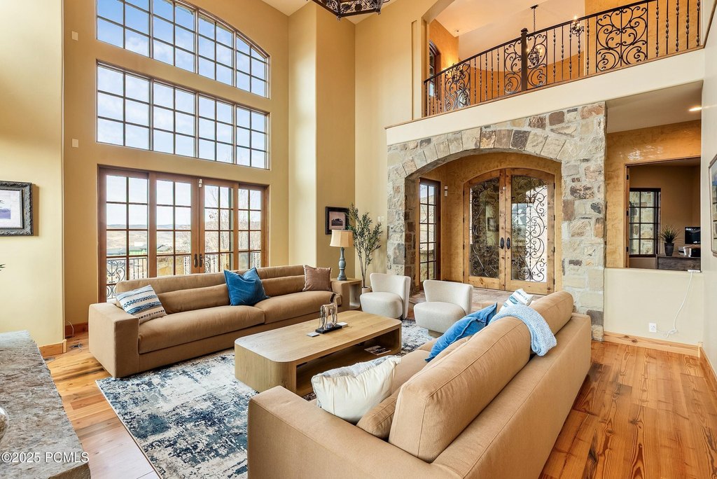 Hideout, Utah, 84036, United States, 5 Bedrooms Bedrooms, ,5.5 BathroomsBathrooms,Residential,Forsale,1994176