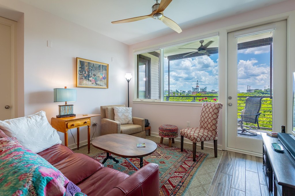 Chattanooga, Tennessee, 37405, United States, 2 Bedrooms Bedrooms, ,2 BathroomsBathrooms,Residential,Forsale,2009482