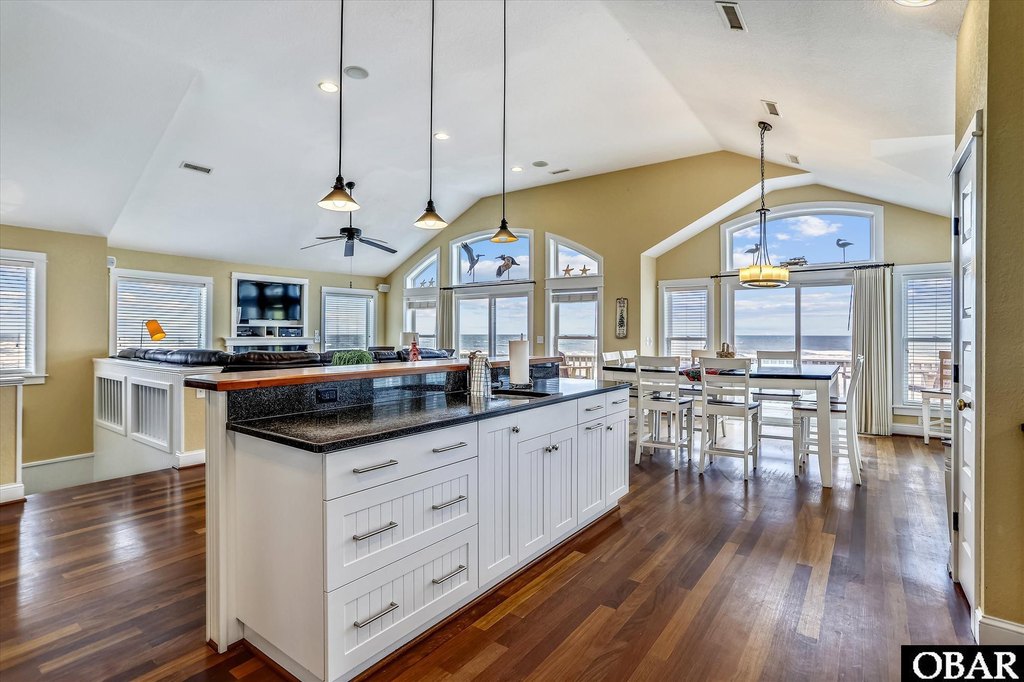 Duck, North Carolina, 27949, United States, 5 Bedrooms Bedrooms, ,5.5 BathroomsBathrooms,Residential,Forsale,2010256