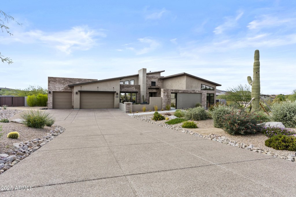 Scottsdale, Arizona, 85266, United States, 3 Bedrooms Bedrooms, ,3.5 BathroomsBathrooms,Residential,Forsale,2004942