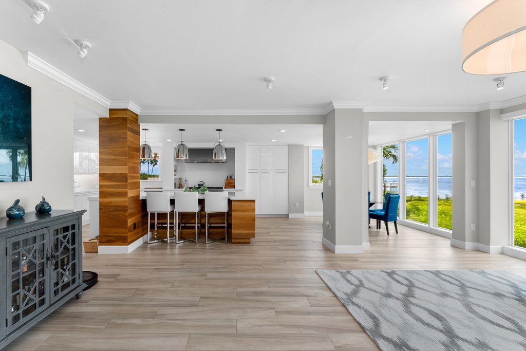 Key Largo, Florida, 33037, United States, 5 Bedrooms Bedrooms, ,3.5 BathroomsBathrooms,Residential,Forsale,1971978