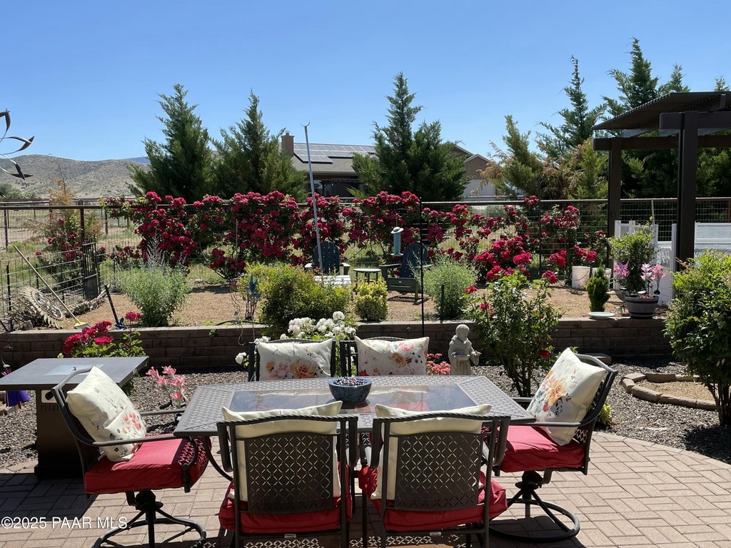 Prescott Valley, Arizona, 86315, United States, 4 Bedrooms Bedrooms, ,2 BathroomsBathrooms,Residential,Forsale,1968229