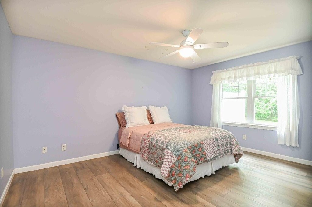 York, Maine, 03909, United States, 2 Bedrooms Bedrooms, ,2 BathroomsBathrooms,Residential,Forsale,1941227