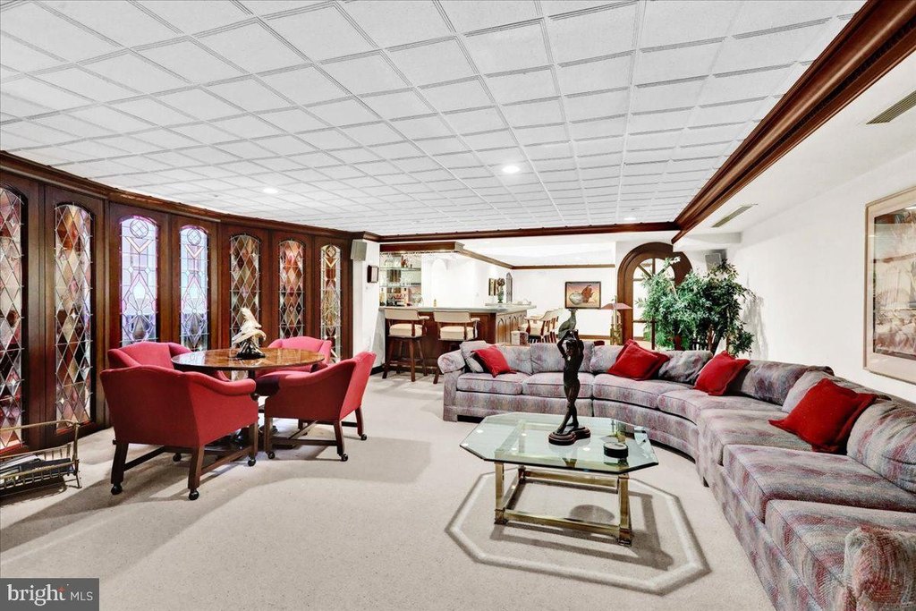 WYOMISSING, Pennsylvania, 19610, United States, 6 Bedrooms Bedrooms, ,4.5 BathroomsBathrooms,Residential,Forsale,1973410