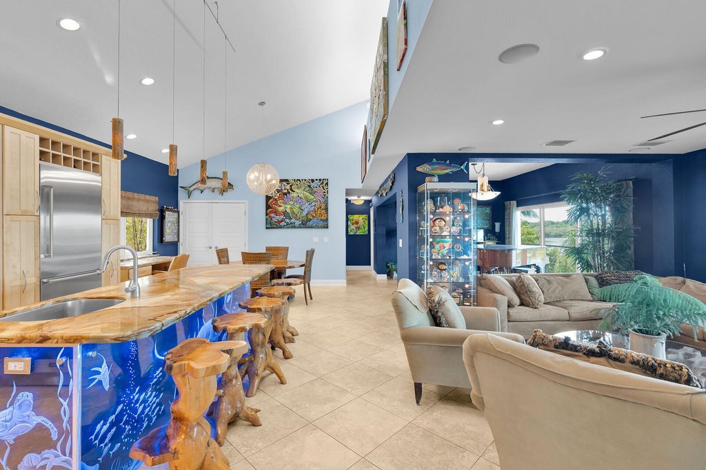 Plantation Key, Florida, 33070, United States, 3 Bedrooms Bedrooms, ,4 BathroomsBathrooms,Residential,Forsale,1971995