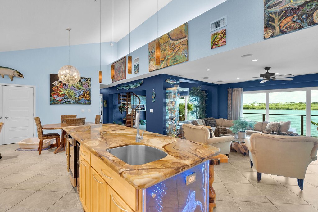 Plantation Key, Florida, 33070, United States, 3 Bedrooms Bedrooms, ,4 BathroomsBathrooms,Residential,Forsale,1971995