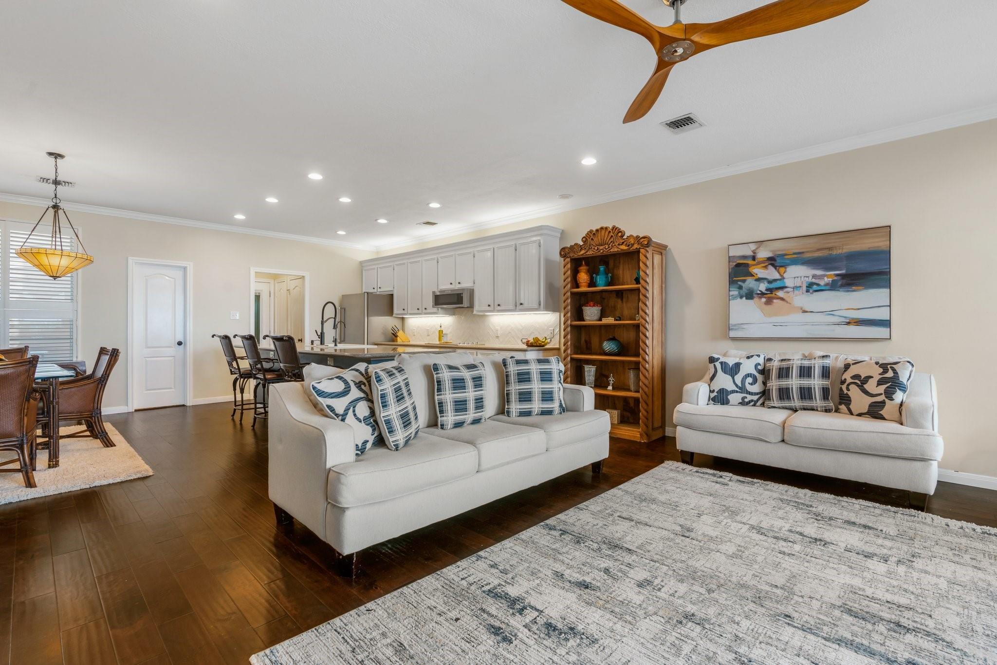 Montgomery, Texas, 77356, United States, 2 Bedrooms Bedrooms, ,2 BathroomsBathrooms,Residential,Forsale,1954141