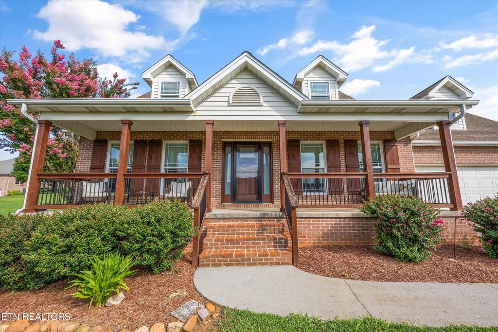 Maryville, Tennessee, 37801, United States, 3 Bedrooms Bedrooms, ,2.5 BathroomsBathrooms,Residential,Forsale,1910242