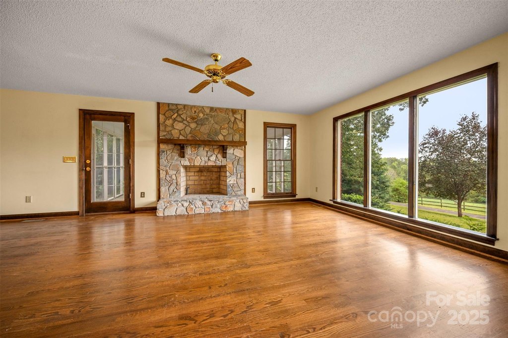 Bostic, North Carolina, 28018, United States, 3 Bedrooms Bedrooms, ,2.5 BathroomsBathrooms,Residential,Forsale,1985988