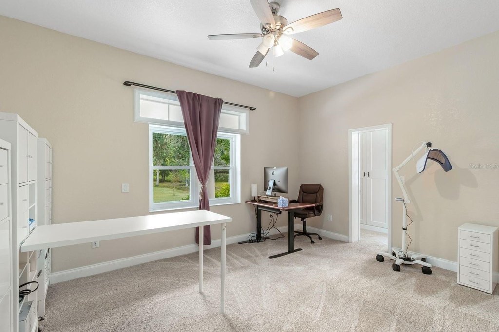 REDDICK, Florida, 32686, United States, 4 Bedrooms Bedrooms, ,4 BathroomsBathrooms,Residential,Forsale,1969786