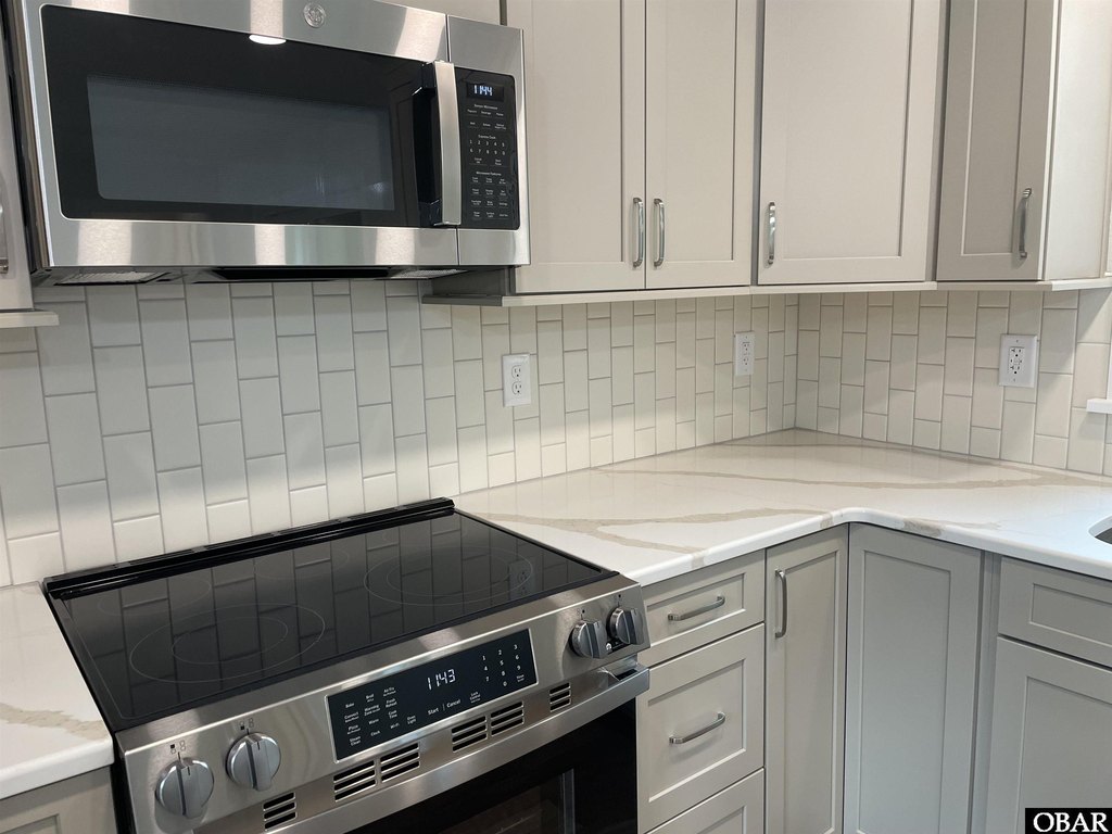 Manteo, North Carolina, 27954, United States, 3 Bedrooms Bedrooms, ,2.5 BathroomsBathrooms,Residential,Forsale,2008062