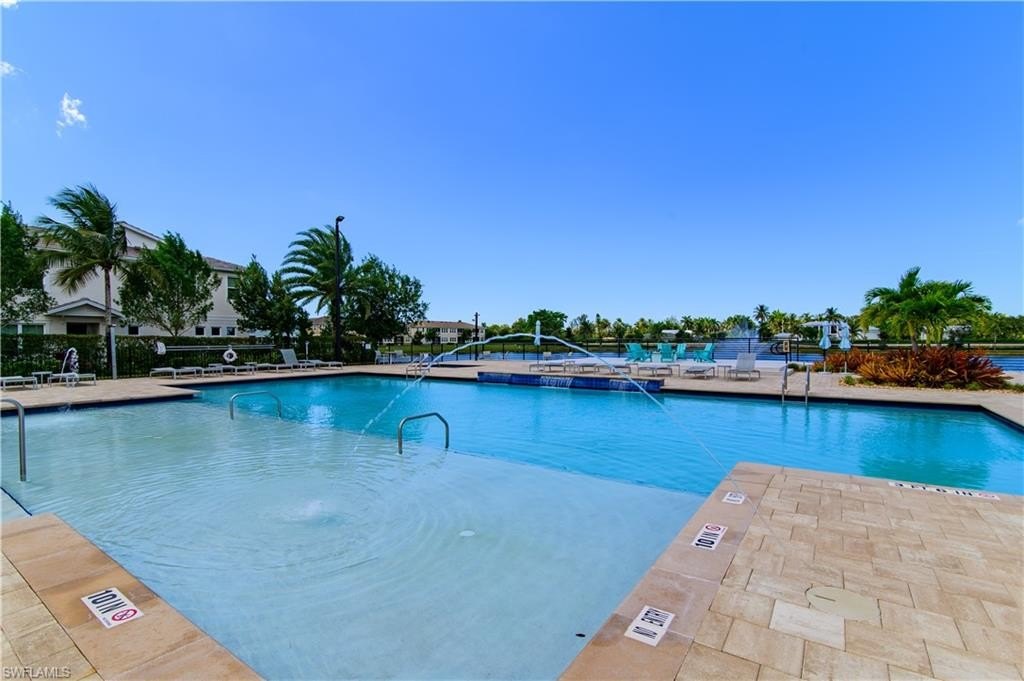 NAPLES, Florida, 34112, United States, 2 Bedrooms Bedrooms, ,2 BathroomsBathrooms,Residential,Forsale,1971923