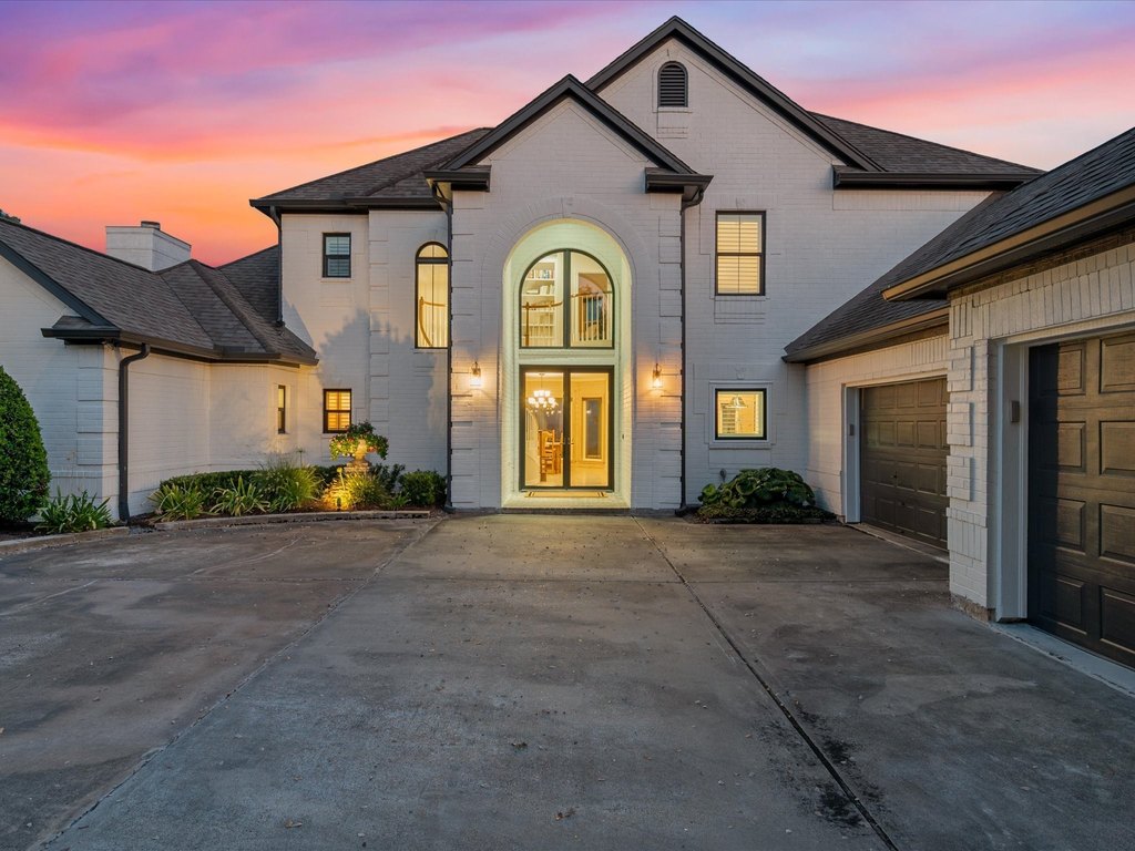 La Porte, Texas, 77571, United States, 4 Bedrooms Bedrooms, ,3.5 BathroomsBathrooms,Residential,Forsale,1973422